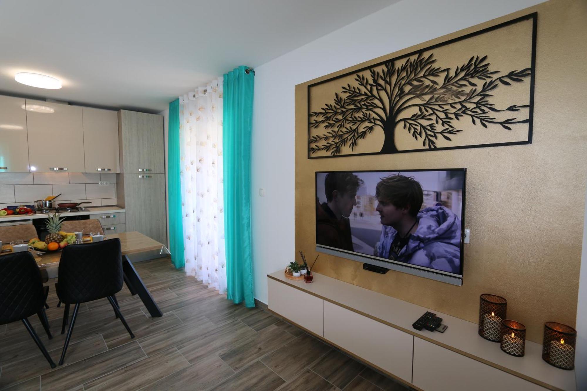Apartments Mirjana Шіло Екстер'єр фото
