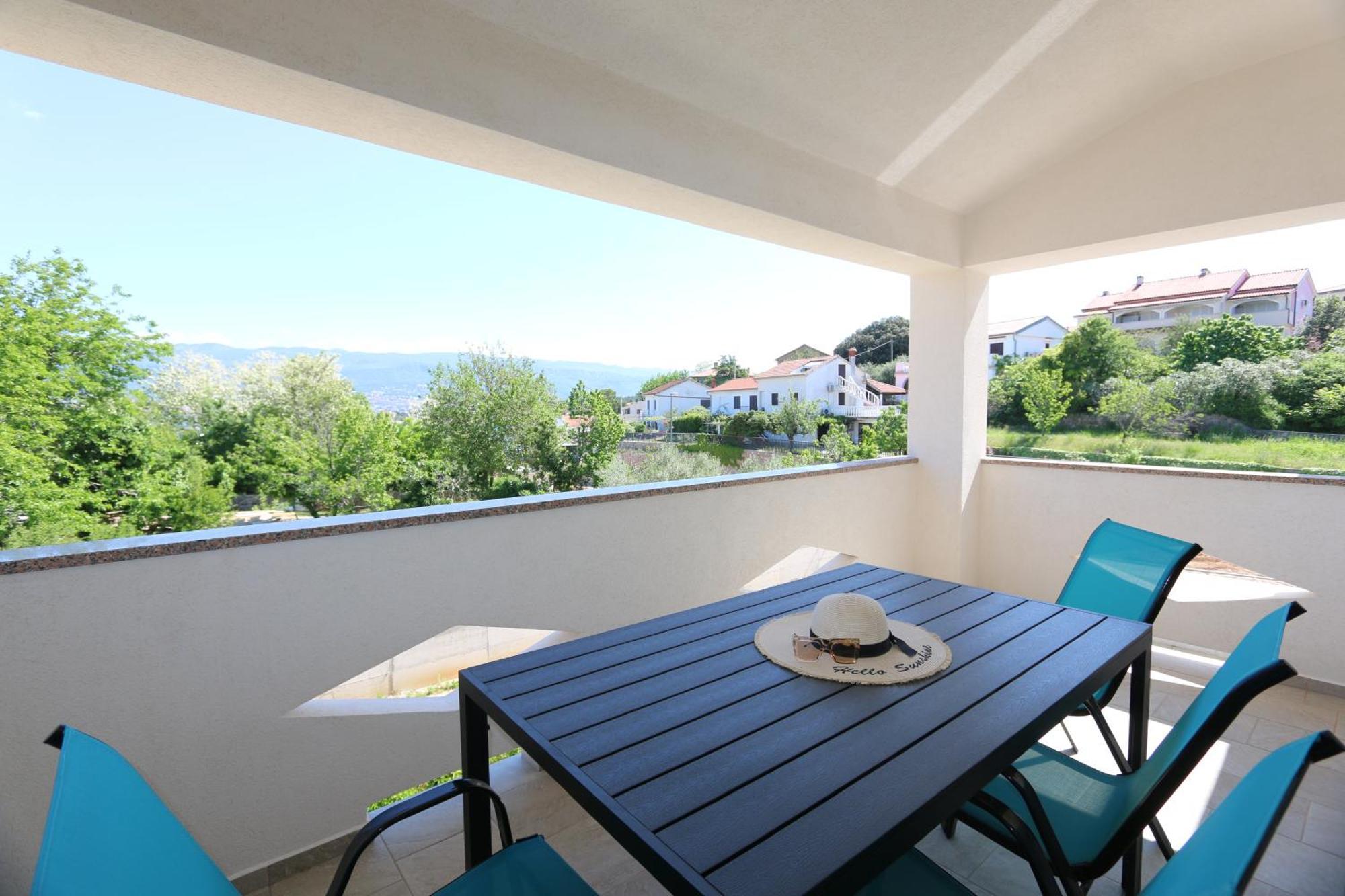 Apartments Mirjana Шіло Екстер'єр фото